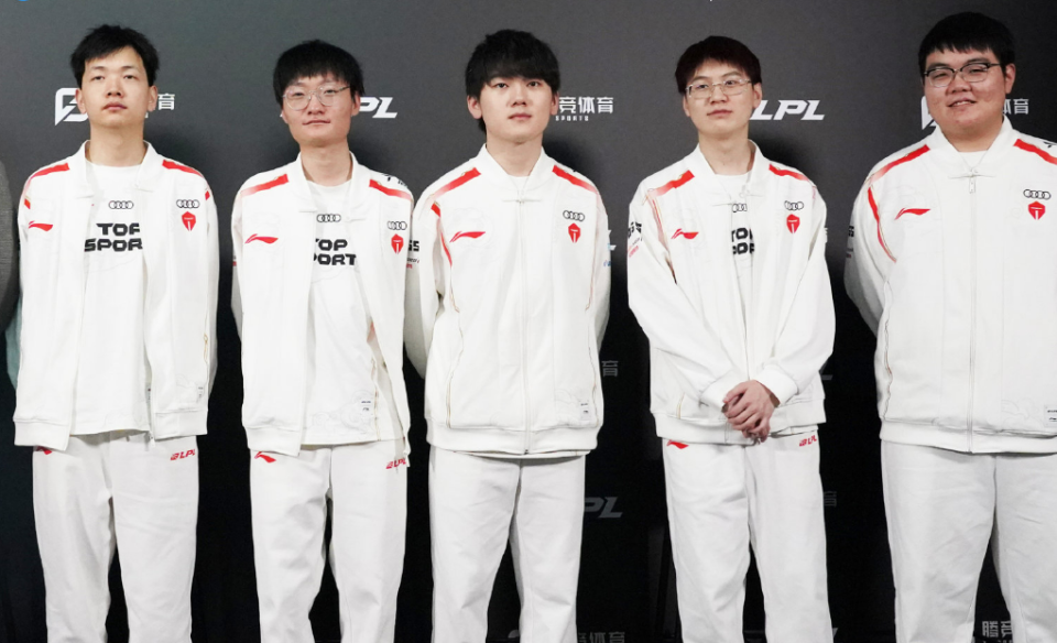 开云体育下载-包含TSM鏖战RNG，Meiko单局斩获MVP焦点之战淘汰赛，技惊四座的词条