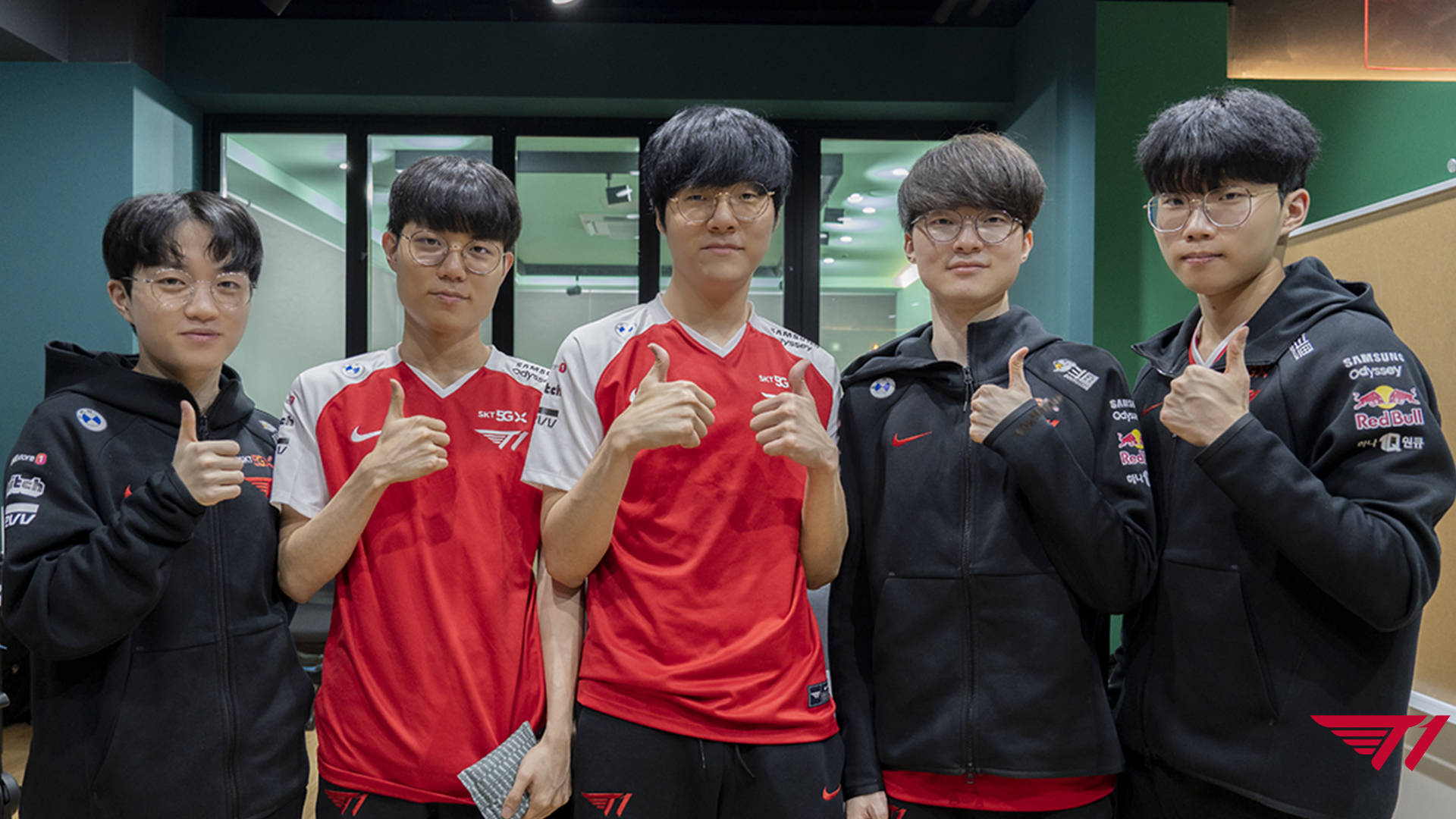 FLY绝杀FPX，BDD完成史诗逆转焦点之战全球总决赛，引爆全场热议