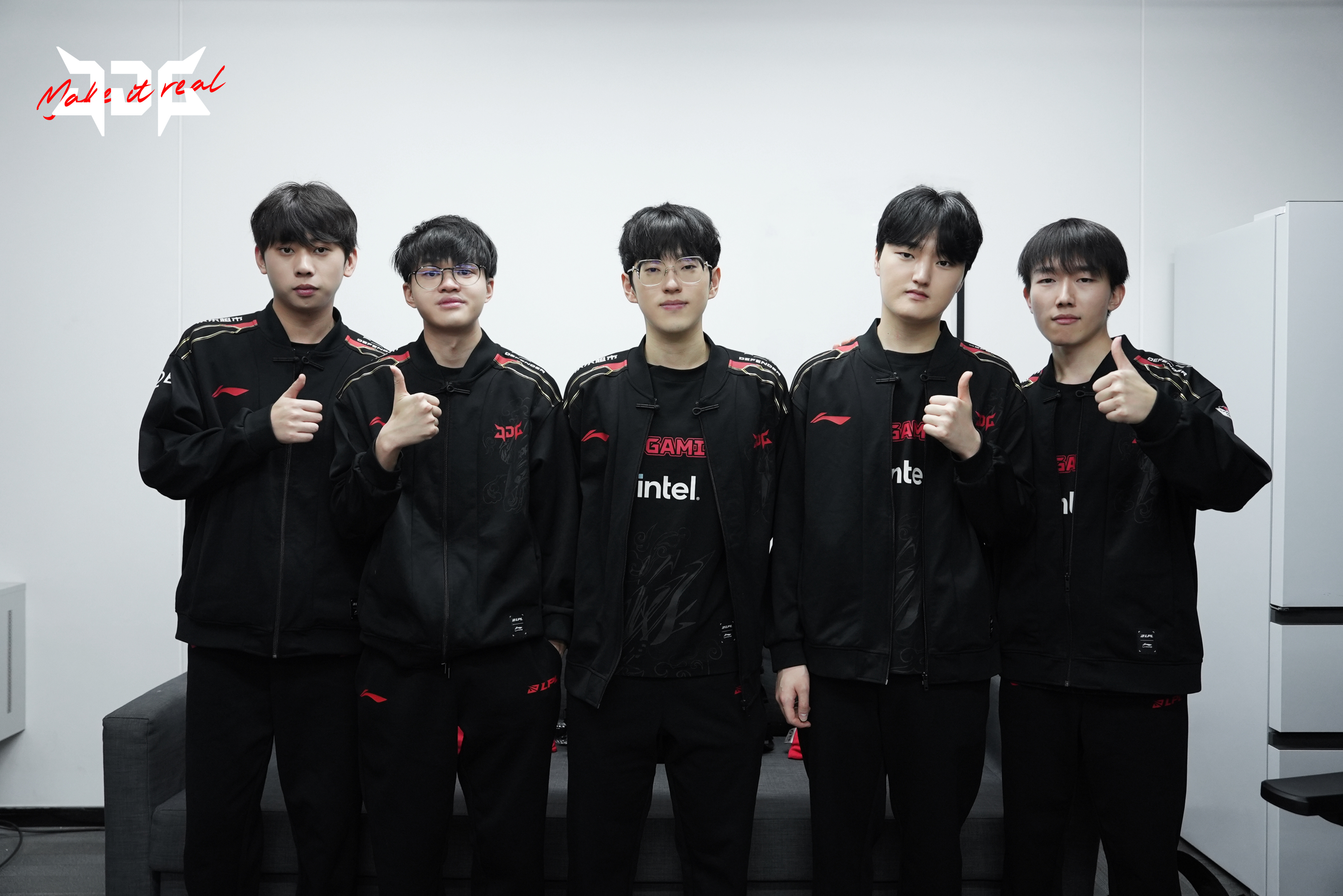 JDG轻取BLG，Hanssama线上压制力十足宿命之战淘汰赛，技惊四座的简单介绍