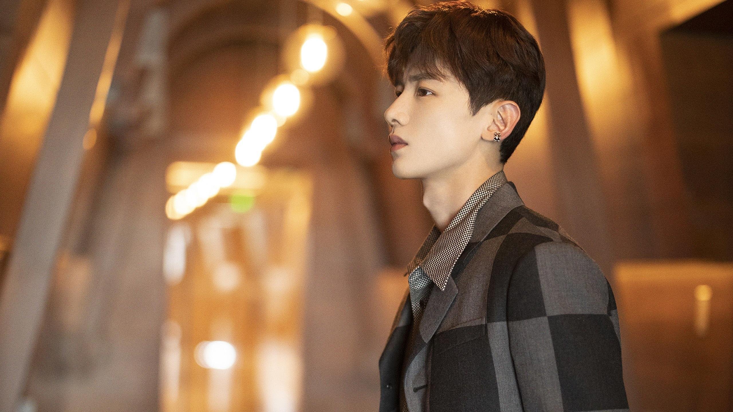 开云体育入口-F1年度争冠之夜，从赛道到球场，班凯罗式的攻防统治启示录